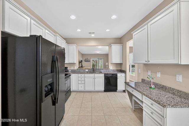 5262 Windward Way, Southport, NC 28461