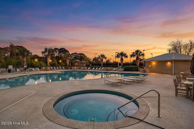 5262 Windward Way, Southport, NC 28461