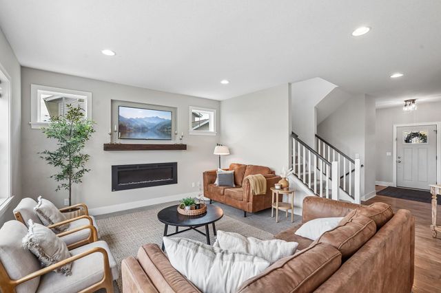 8674 Bison Avenue, Monticello, MN 55362