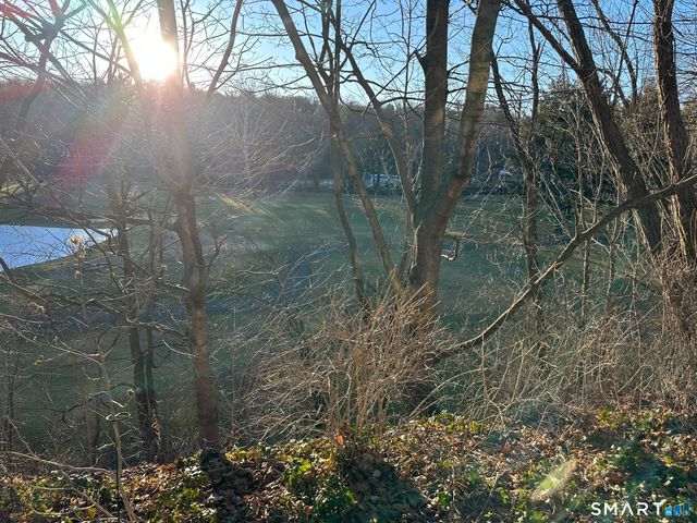 55 Porter Avenue APT 6E, Naugatuck, CT 06770