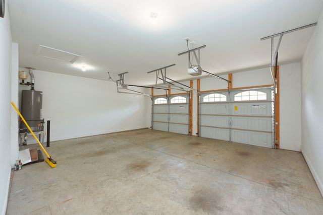 223 Meandering Dr, Lebanon, TN 37090