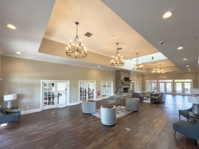 223 Meandering Dr, Lebanon, TN 37090