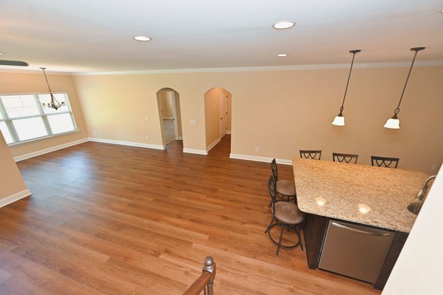 223 Meandering Dr, Lebanon, TN 37090