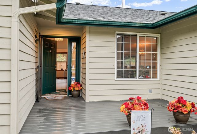 21211 89th Avenue NE, Arlington, WA 98223