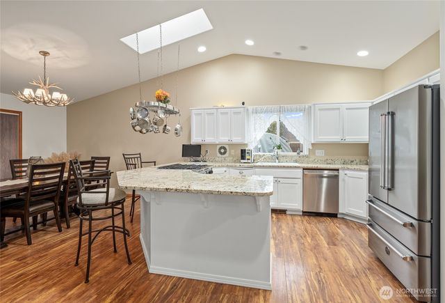 21211 89th Avenue NE, Arlington, WA 98223