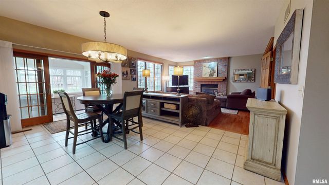 10706 N GRAND OAK Court, Peoria, IL 61615