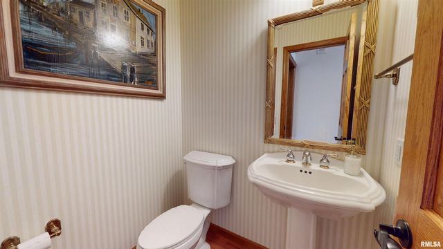 10706 N GRAND OAK Court, Peoria, IL 61615