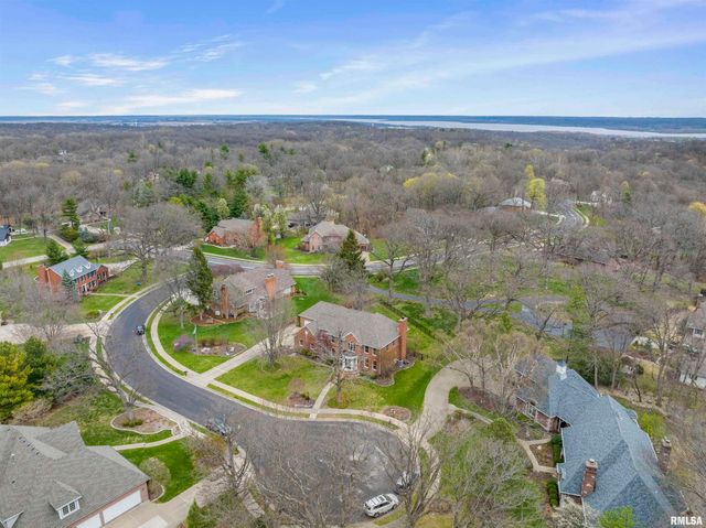 10706 N GRAND OAK Court, Peoria, IL 61615