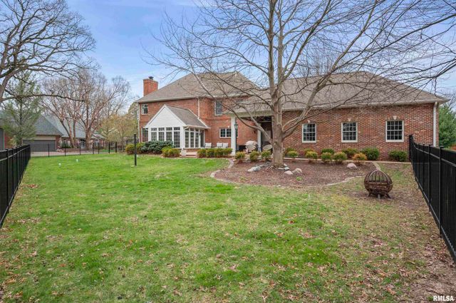 10706 N GRAND OAK Court, Peoria, IL 61615