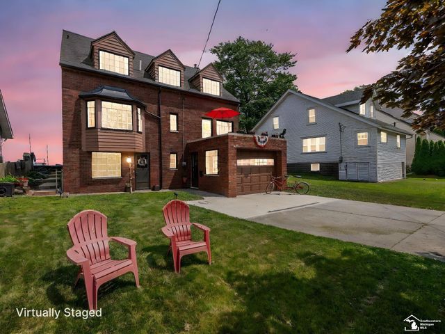 3880 Lakeshore Drive, Frenchtown Twp, MI 48166