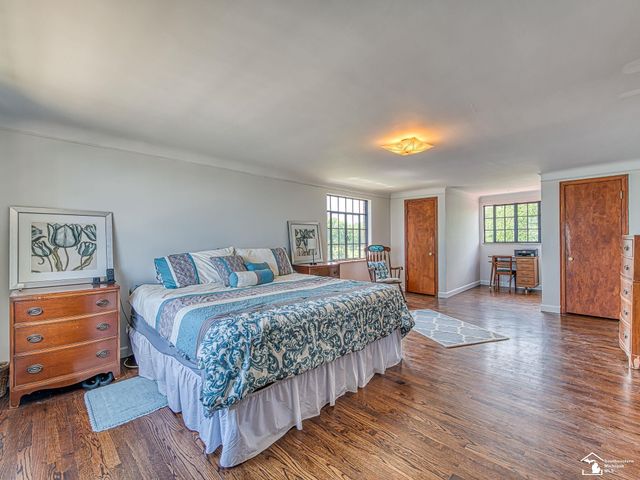 3880 Lakeshore Drive, Frenchtown Twp, MI 48166