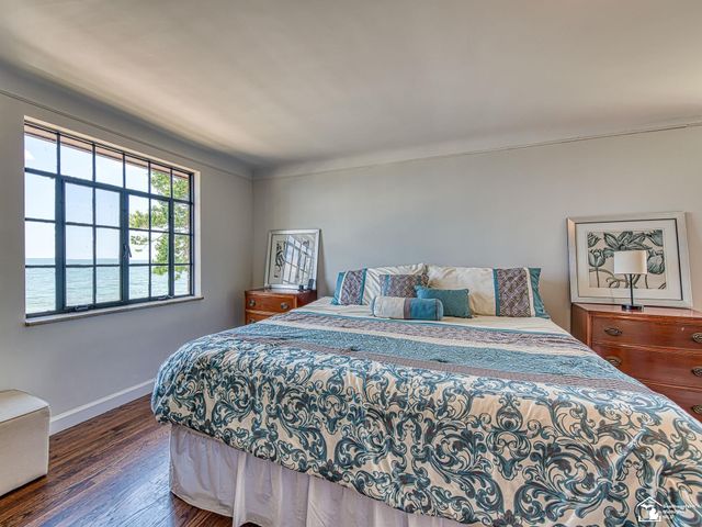 3880 Lakeshore Drive, Frenchtown Twp, MI 48166