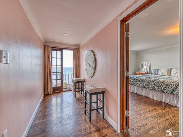 3880 Lakeshore Drive, Frenchtown Twp, MI 48166