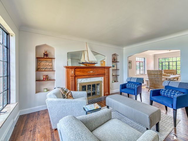 3880 Lakeshore Drive, Frenchtown Twp, MI 48166