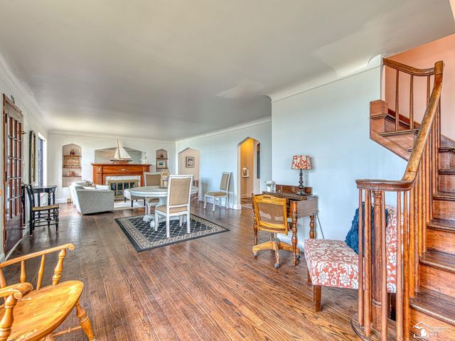 3880 Lakeshore Drive, Frenchtown Twp, MI 48166