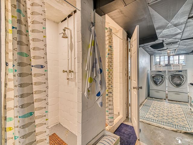 3880 Lakeshore Drive, Frenchtown Twp, MI 48166