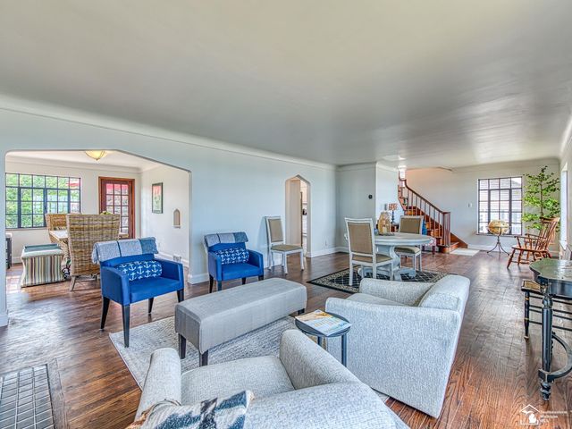 3880 Lakeshore Drive, Frenchtown Twp, MI 48166