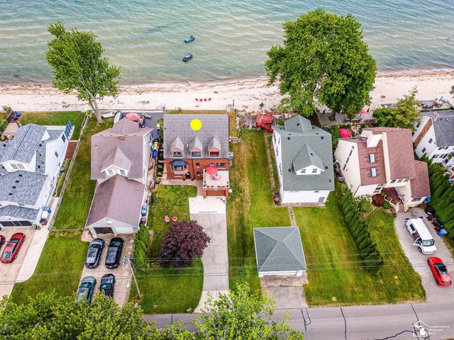 3880 Lakeshore Drive, Frenchtown Twp, MI 48166