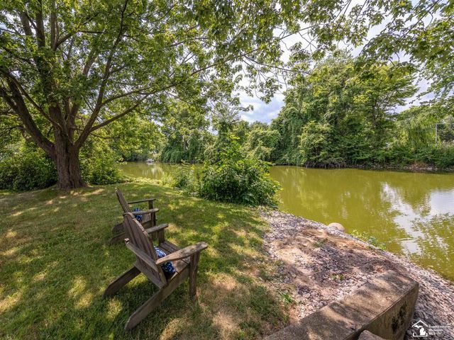 3880 Lakeshore Drive, Frenchtown Twp, MI 48166