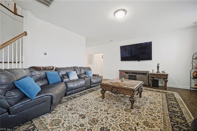 2537 Number Ten LN, Chesapeake, VA 23323