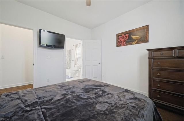 2537 Number Ten LN, Chesapeake, VA 23323