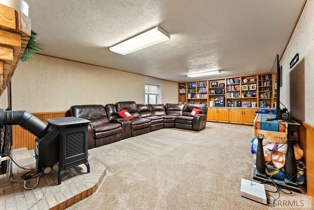 6685 E Iona Road, Idaho Falls, ID 83401