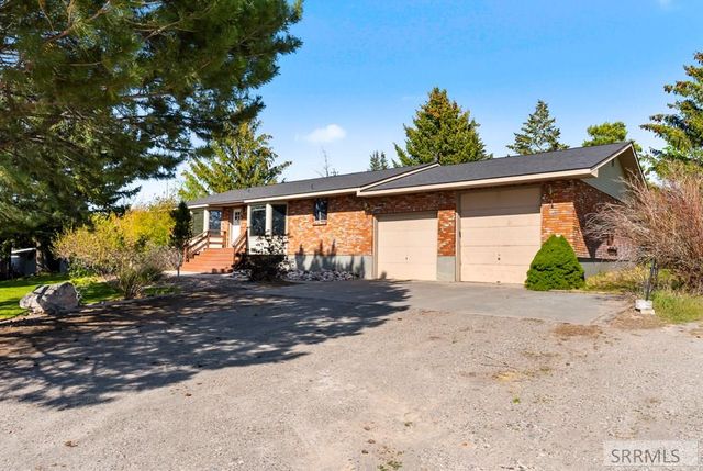 6685 E Iona Road, Idaho Falls, ID 83401