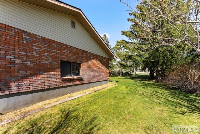 6685 E Iona Road, Idaho Falls, ID 83401