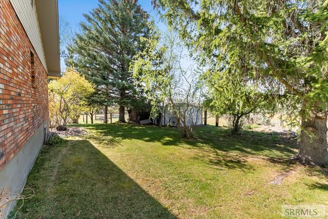 6685 E Iona Road, Idaho Falls, ID 83401