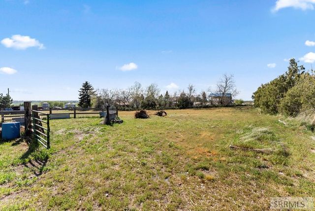6685 E Iona Road, Idaho Falls, ID 83401