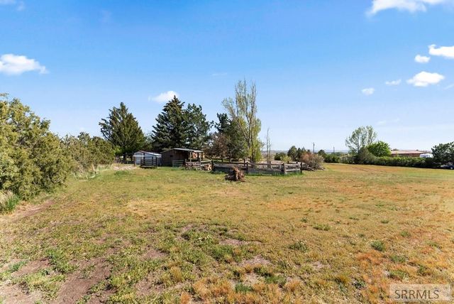 6685 E Iona Road, Idaho Falls, ID 83401