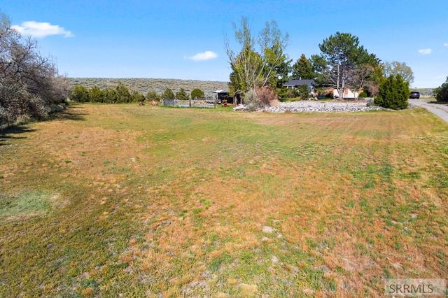 6685 E Iona Road, Idaho Falls, ID 83401