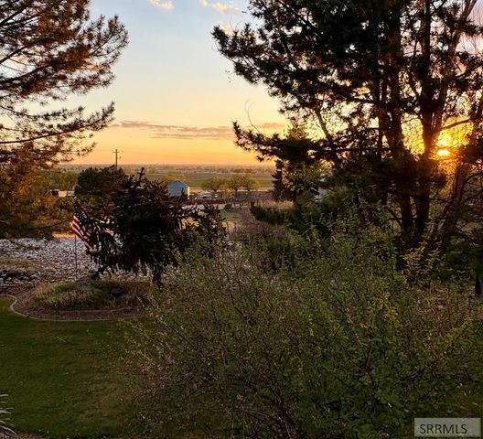 6685 E Iona Road, Idaho Falls, ID 83401