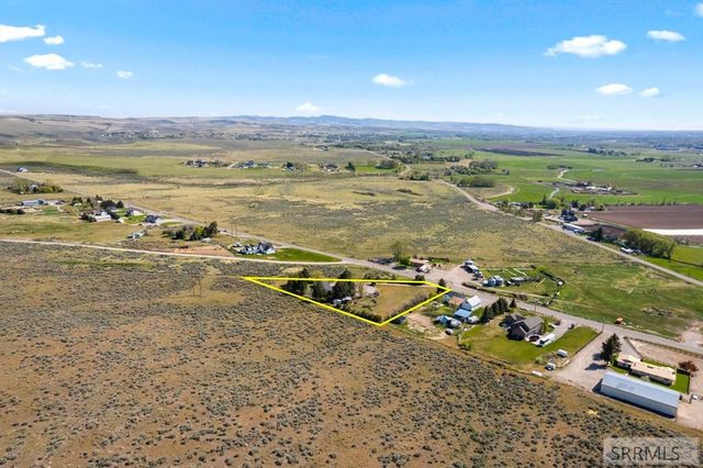 6685 E Iona Road, Idaho Falls, ID 83401