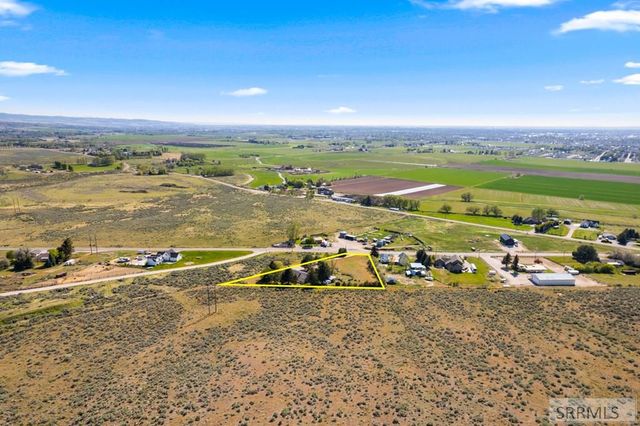 6685 E Iona Road, Idaho Falls, ID 83401