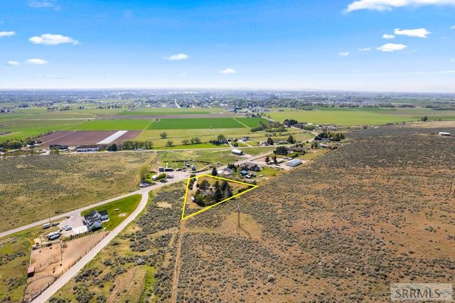 6685 E Iona Road, Idaho Falls, ID 83401