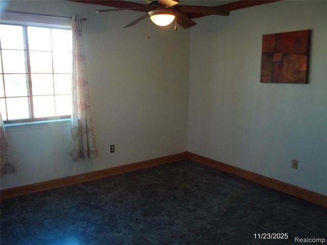 16682 Eastland Street, Roseville, MI 48066