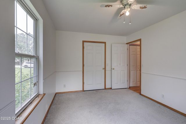 1706 Marigold Drive, Joplin, MO 64801