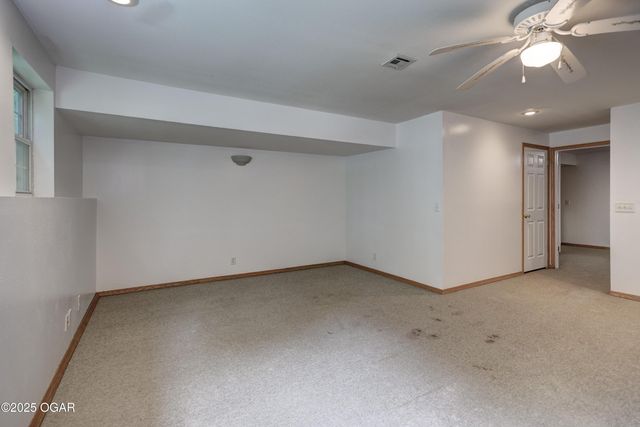 1706 Marigold Drive, Joplin, MO 64801