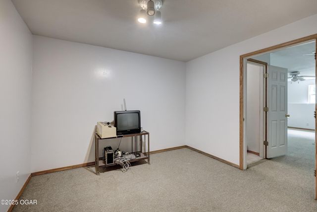 1706 Marigold Drive, Joplin, MO 64801
