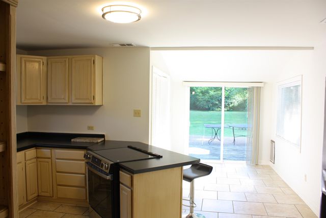 3779 SPOTTSWOOD AVE, Memphis, TN 38111