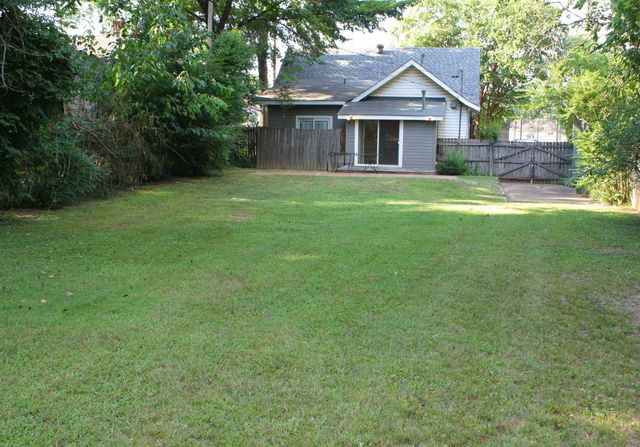 3779 SPOTTSWOOD AVE, Memphis, TN 38111