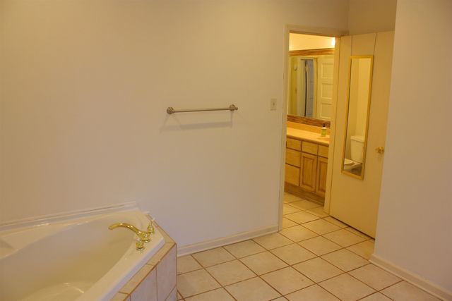 3779 SPOTTSWOOD AVE, Memphis, TN 38111