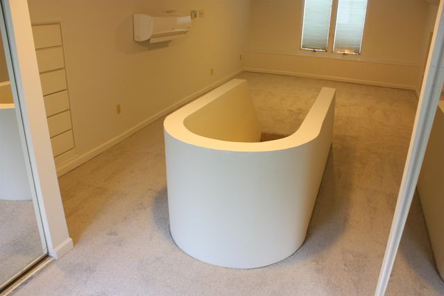 3779 SPOTTSWOOD AVE, Memphis, TN 38111