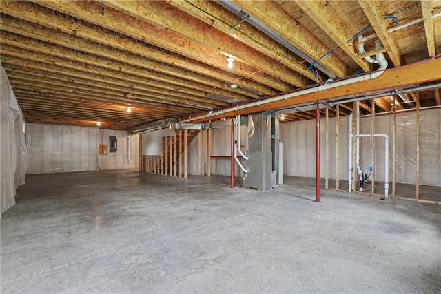 1875 Highland Road, Ely, IA 52227