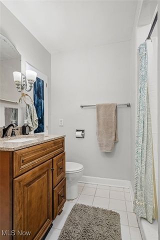 2216 University Avenue NW, Canton, OH 44709