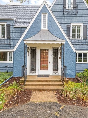 2216 University Avenue NW, Canton, OH 44709