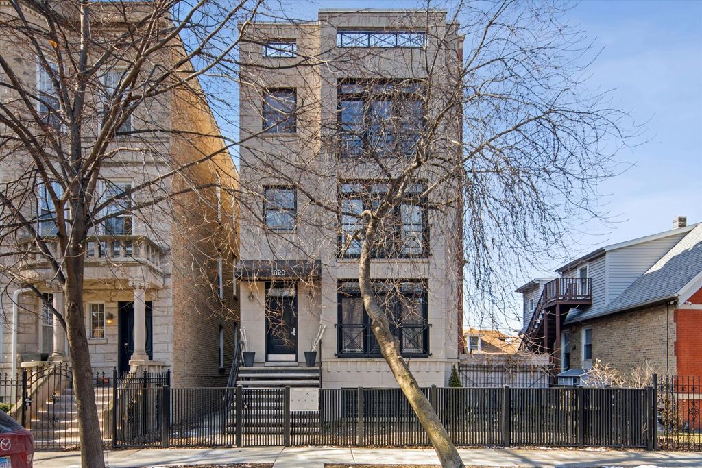 Image 1 of property listing at 1020 N MOZART Street 2, Chicago, IL 60622