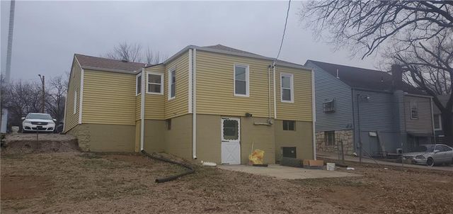 1505 N 38th Street, Kansas City, KS 66102