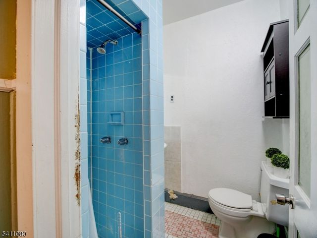 115 Madison Ave 2, Elizabeth City, NJ 07201